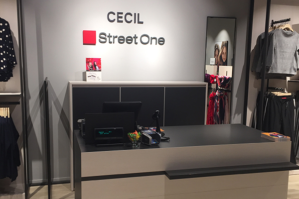 Street One - CECIL Store Wynecenter